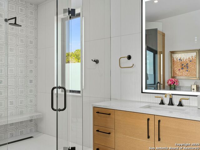 Image 27 of 80 For 1104 Summit Ridge Dr