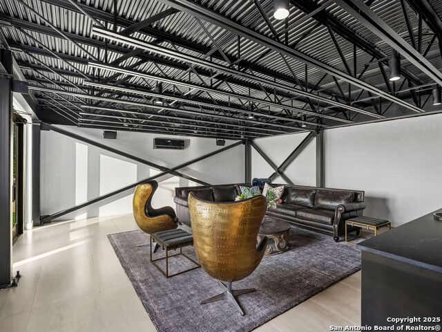 Image 41 of 80 For 1104 Summit Ridge Dr