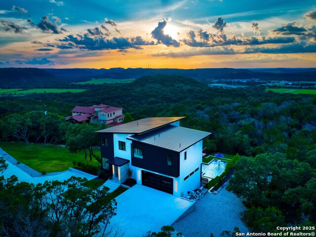 Image 79 of 80 For 1104 Summit Ridge Dr