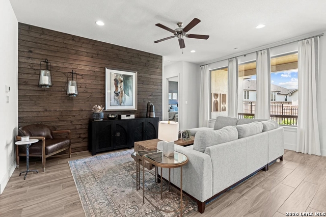 Image 6 of 22 For 3037 Ashby Park