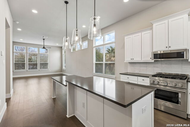 Image 11 of 25 For 1423 Presa St S 102