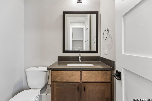 Image 15 of 25 For 1423 Presa St S 102