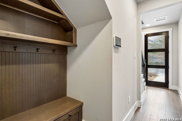 Image 6 of 25 For 1423 Presa St S 102