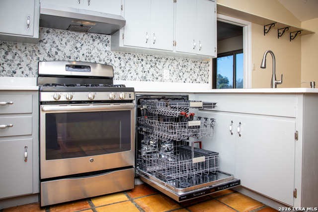 Image 15 of 38 For 1106 Renee St.