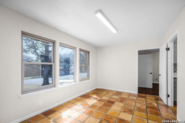 Image 17 of 38 For 1106 Renee St.