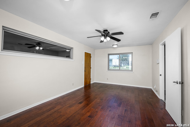 Image 18 of 38 For 1106 Renee St.