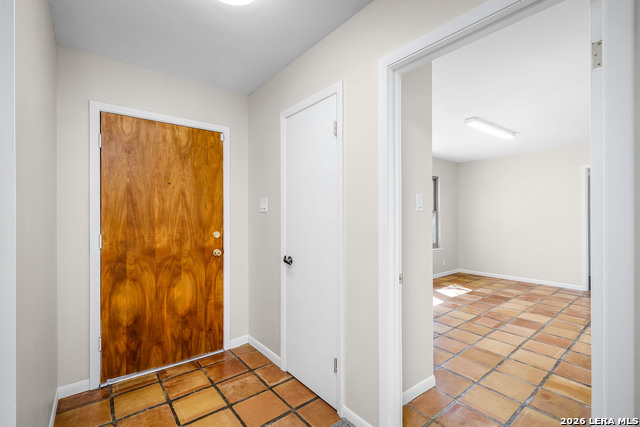 Image 4 of 38 For 1106 Renee St.