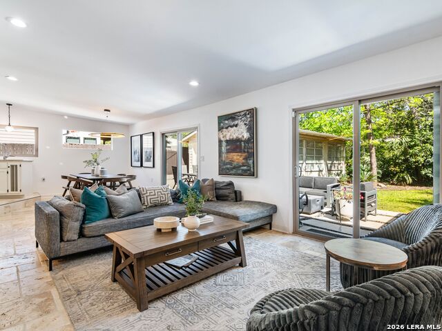 Image 17 of 39 For 1109 Wiltshire Ave