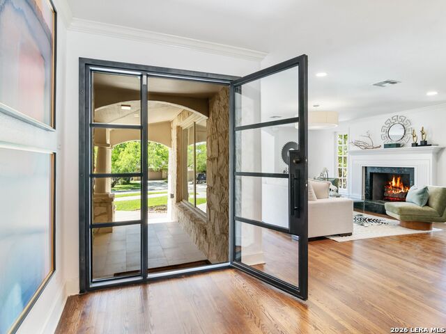 Image 3 of 39 For 1109 Wiltshire Ave