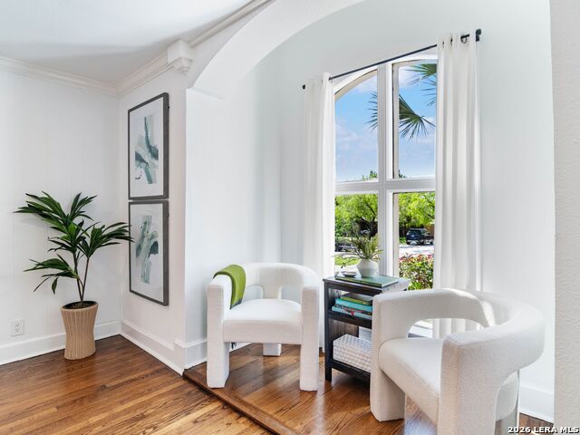 Image 8 of 39 For 1109 Wiltshire Ave