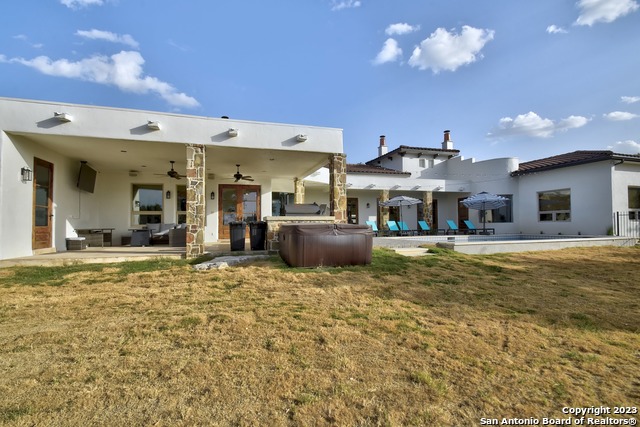 Listing photo id 40 for 202 Waterstone Pkwy