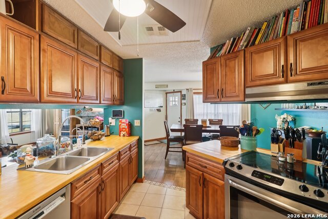 Image 14 of 32 For 10000 Trout Ridge