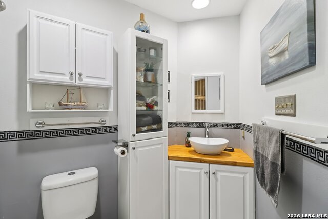 Image 20 of 32 For 10000 Trout Ridge