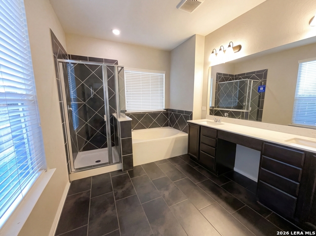 Image 14 of 20 For 11403 Sawyer