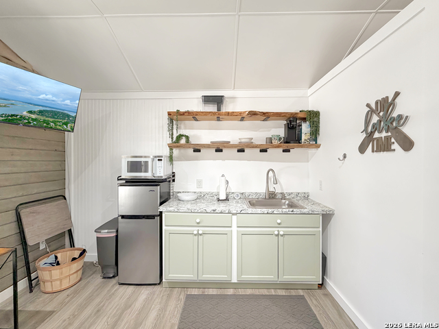 Image 30 of 52 For 1660 And 1648 Westview Court Drive