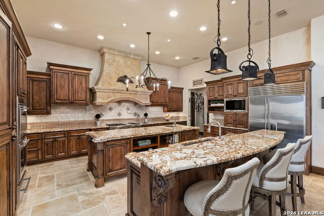 Listing photo id 16 for 210 Riverwood