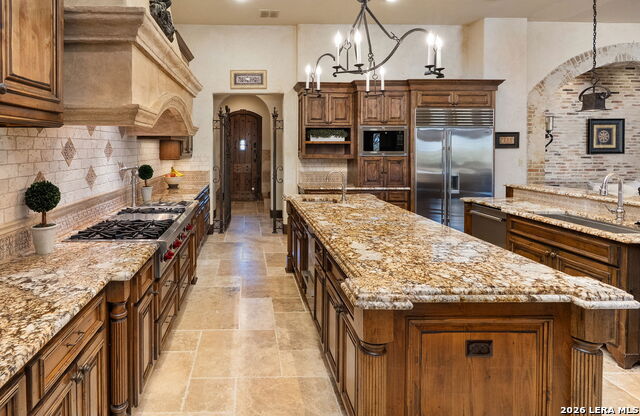 Listing photo id 17 for 210 Riverwood