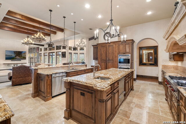 Listing photo id 19 for 210 Riverwood