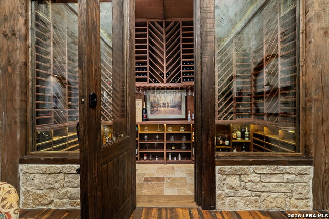 Listing photo id 27 for 210 Riverwood
