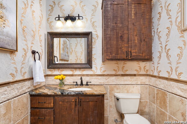 Listing photo id 28 for 210 Riverwood