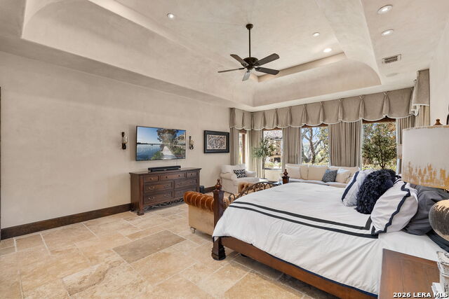 Listing photo id 33 for 210 Riverwood