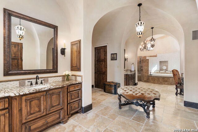 Listing photo id 36 for 210 Riverwood