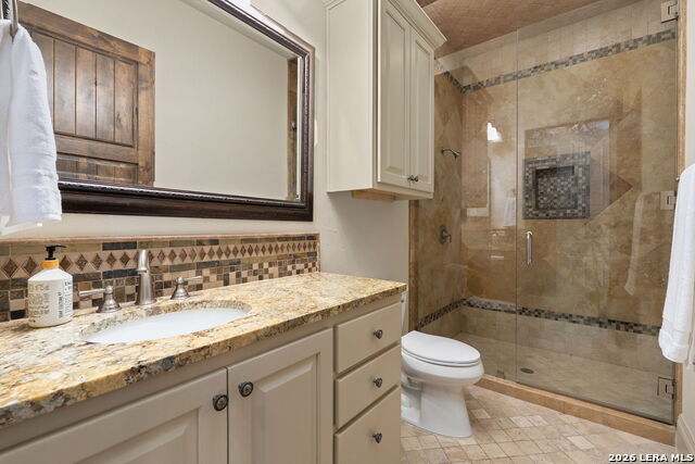 Listing photo id 40 for 210 Riverwood