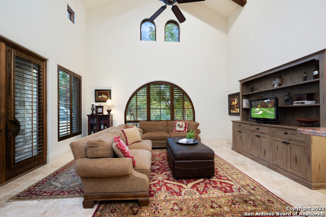 Listing photo id 56 for 210 Riverwood