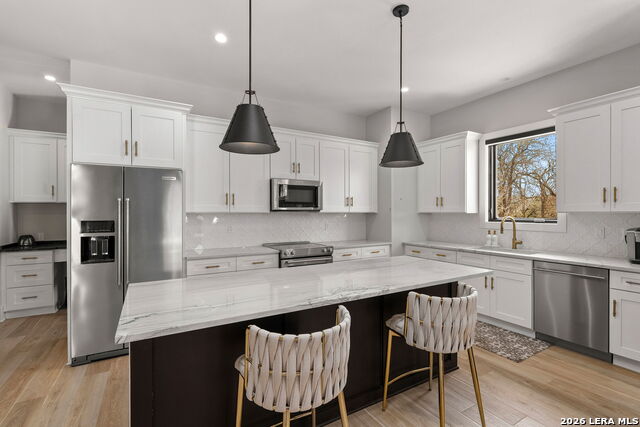 Listing photo id 62 for 210 Riverwood