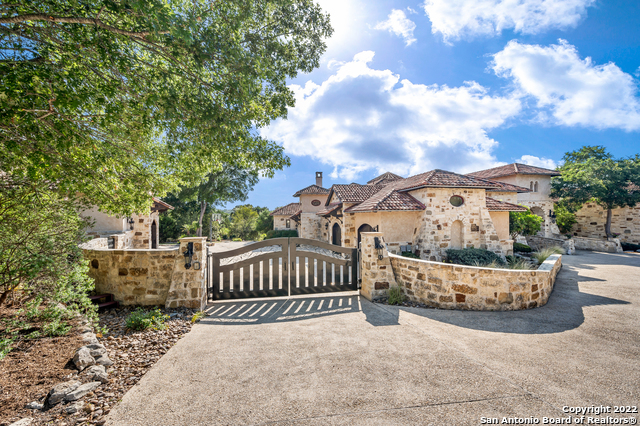 Listing photo id 5 for 210 Riverwood