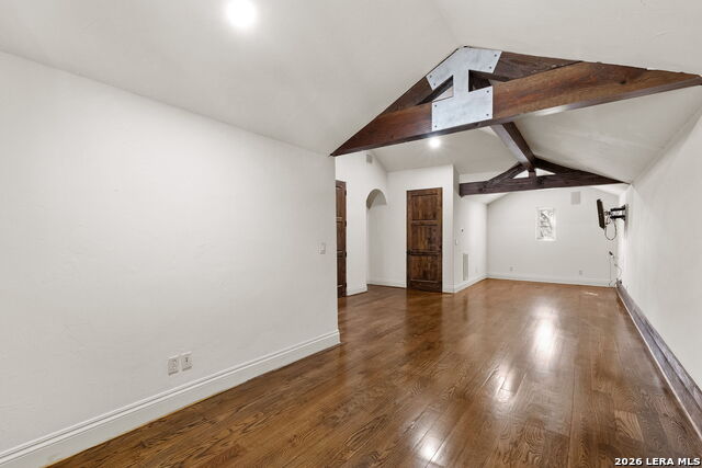 Listing photo id 69 for 210 Riverwood