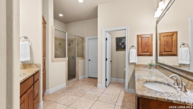 Image 15 of 34 For 388 Scarlet  