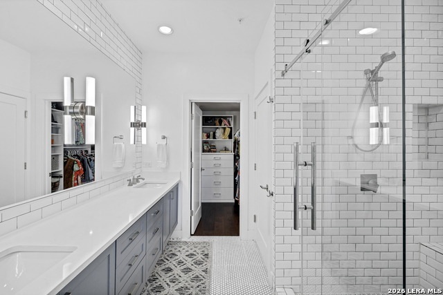 Image 42 of 50 For 1226 Presa #104 S 104