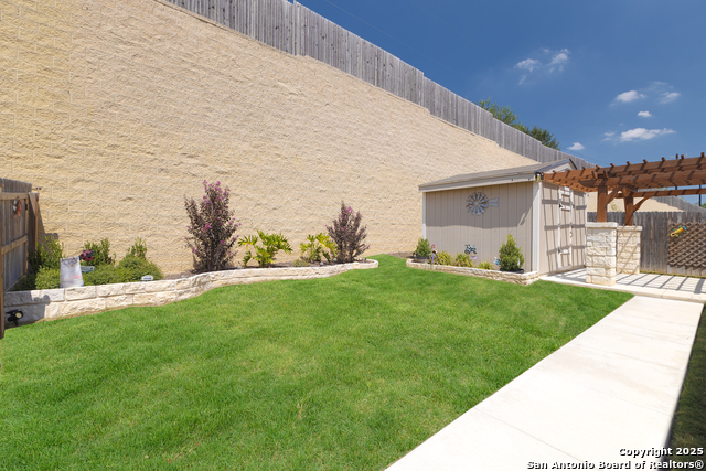 Image 13 of 13 For 11125 Charismatic