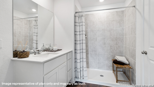 Image 23 of 39 For 16067 Mahogany Way