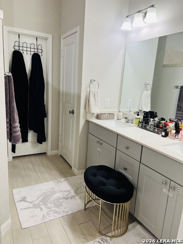 Image 17 of 21 For 15003 Whitton Way