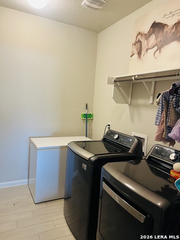 Image 20 of 21 For 15003 Whitton Way