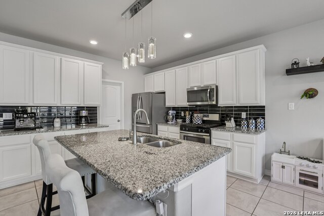 Image 11 of 49 For 21530 Arroyo Frio