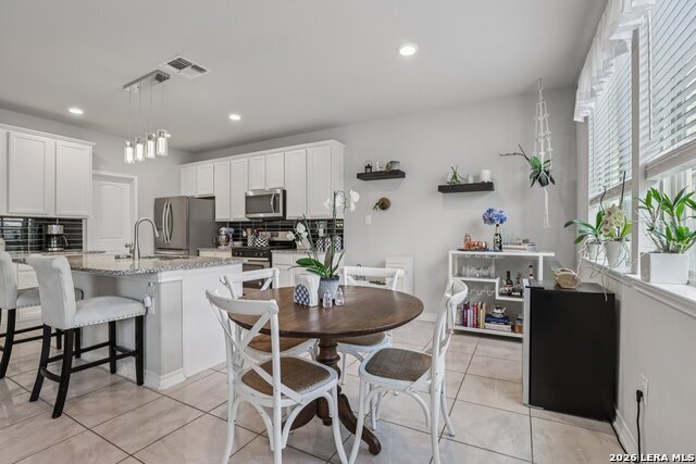 Image 14 of 49 For 21530 Arroyo Frio