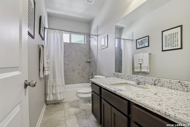 Image 25 of 49 For 21530 Arroyo Frio