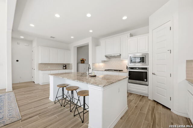 Image 23 of 50 For 531 Orchard Way