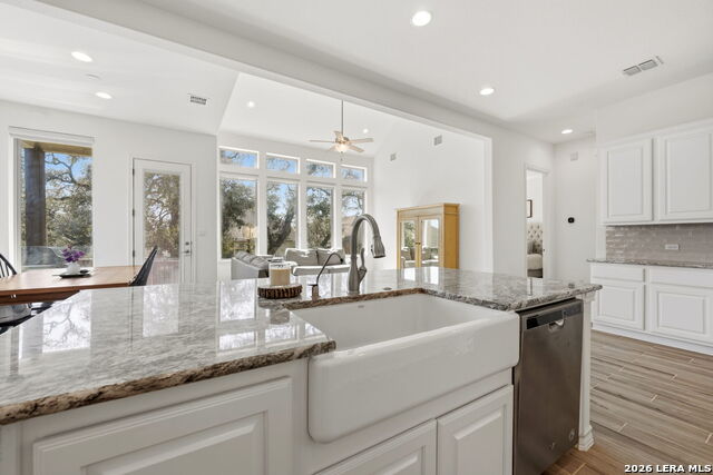 Image 24 of 50 For 531 Orchard Way