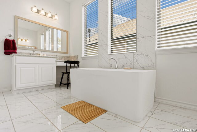 Image 29 of 50 For 531 Orchard Way