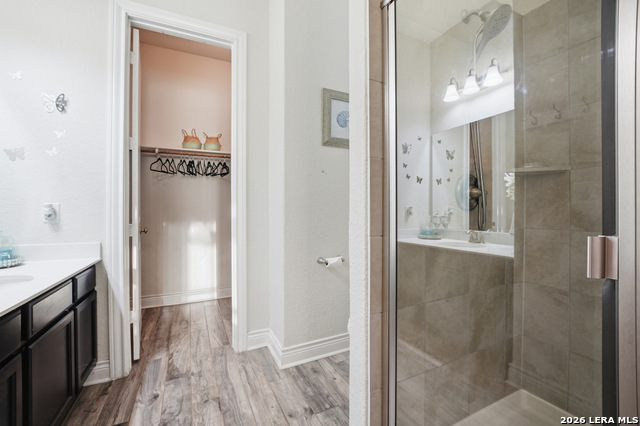 Image 23 of 47 For 25737 Comanche