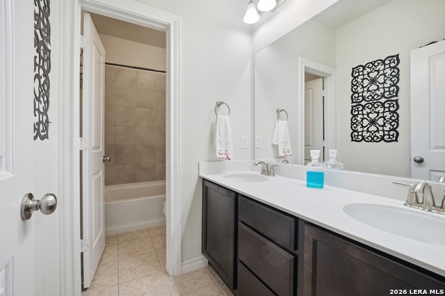 Image 39 of 47 For 25737 Comanche