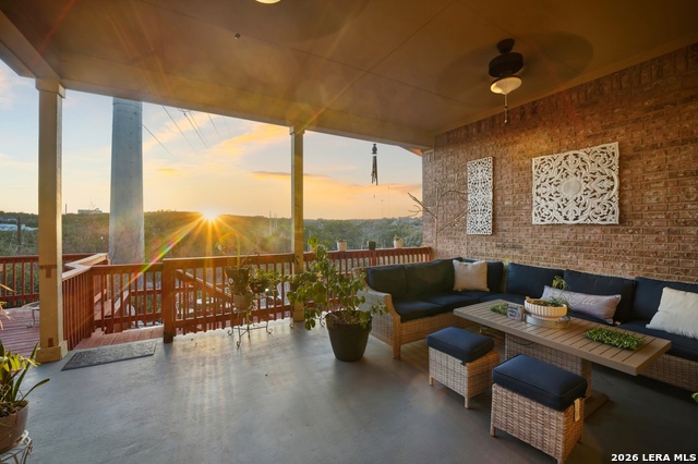 Image 40 of 47 For 25737 Comanche