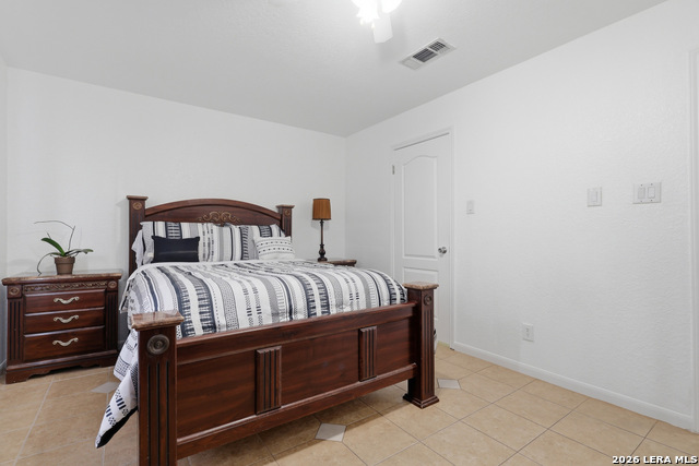 Image 17 of 26 For 13040 Tomlynn