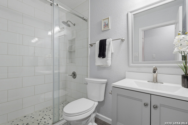 Image 19 of 26 For 13040 Tomlynn