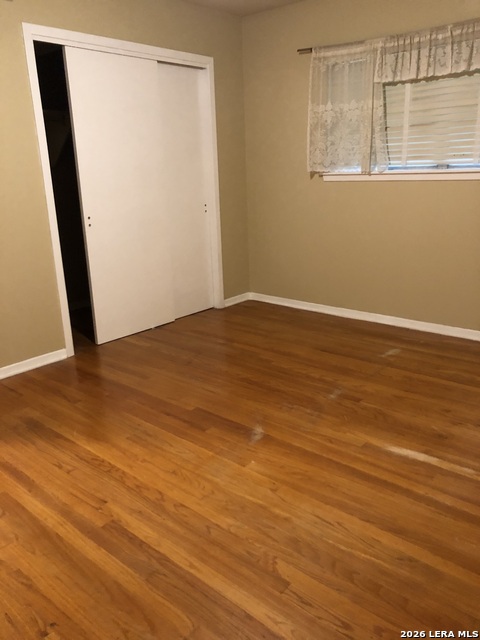 Image 15 of 36 For 4907 Seabreeze Dr.