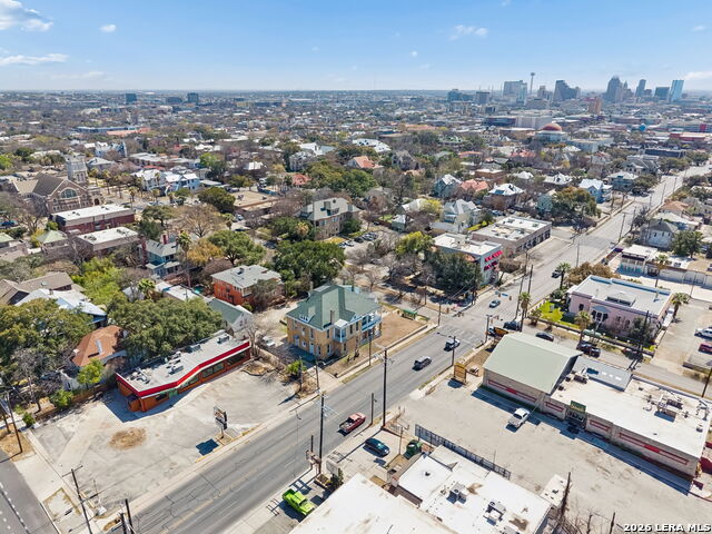 Image 85 of 93 For 339 Woodlawn Ave W